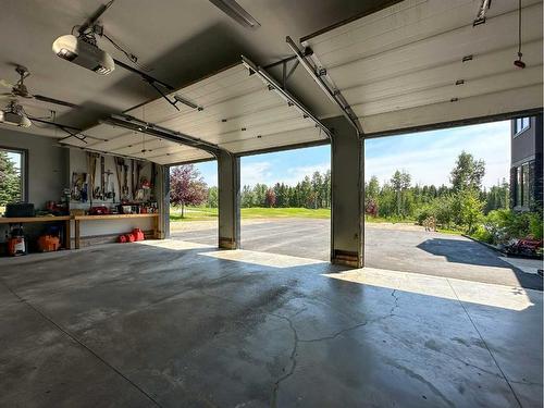 2 Hidden Valley Close, Rural Clearwater County, AB -  Photo Showing Garage