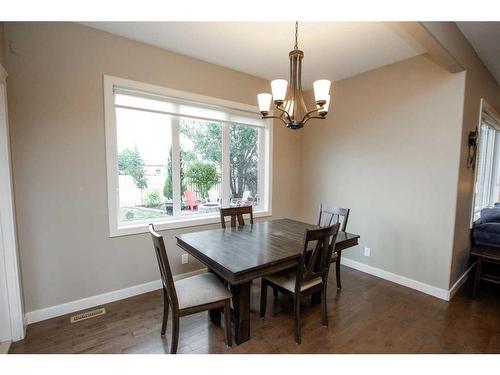 20 Connaught Crescent, Red Deer, AB - Indoor Photo Showing Dining Room