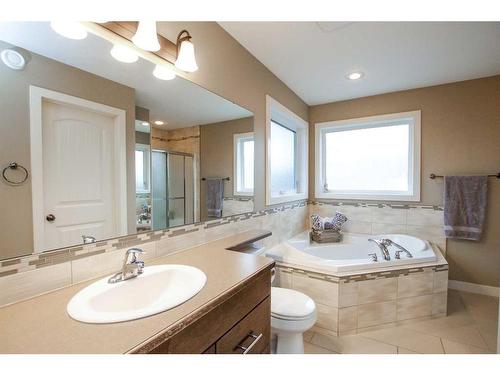 20 Connaught Crescent, Red Deer, AB - Indoor Photo Showing Bathroom