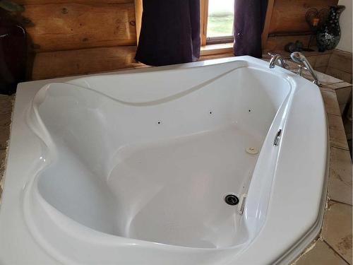 281079 Township Road 480, Rural Wetaskiwin No. 10, County Of, AB - Indoor Photo Showing Bathroom