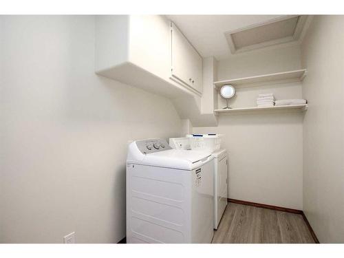 12D-32 Daines Avenue, Red Deer, AB - Indoor Photo Showing Laundry Room