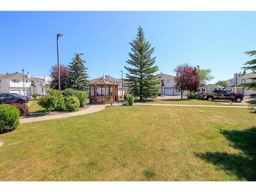 12D-32 Daines Avenue, Red Deer, AB - Outdoor