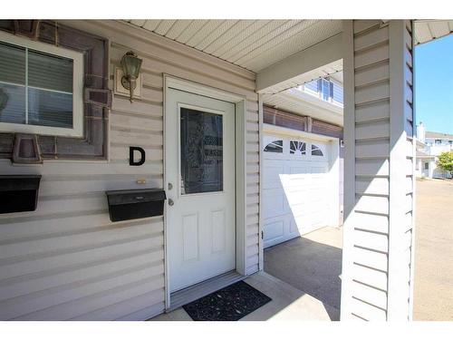 12D-32 Daines Avenue, Red Deer, AB - Outdoor With Exterior