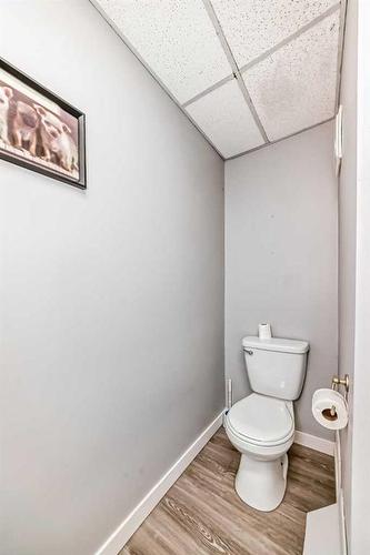 41 Edge Close, Red Deer, AB - Indoor Photo Showing Bathroom