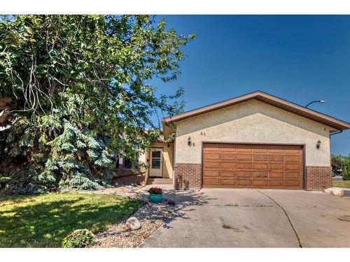 41 Edge Close, Red Deer, AB - Outdoor