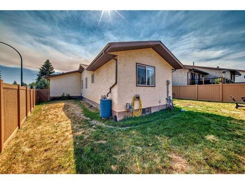 41 Edge Close, Red Deer, AB - Outdoor With Exterior