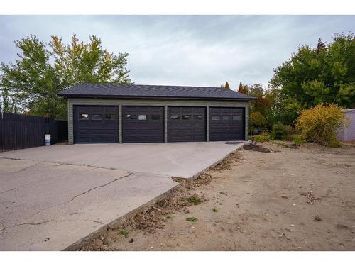 7103 42 Avenue, Camrose, AB 