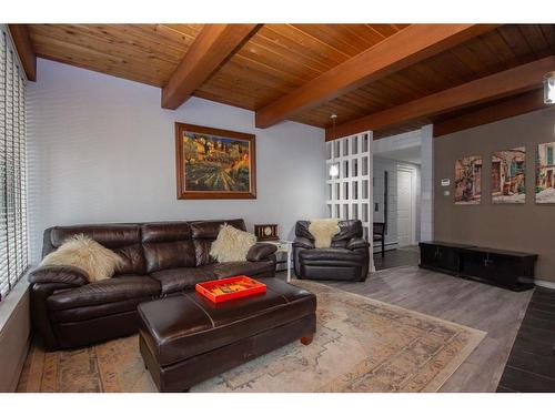 A-3737 50 Street, Red Deer, AB - Indoor Photo Showing Living Room