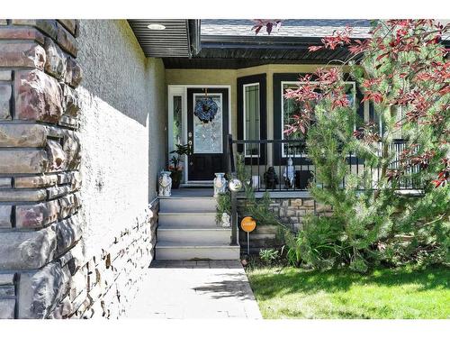 16 Oakwood Close, Red Deer, AB - Outdoor With Deck Patio Veranda