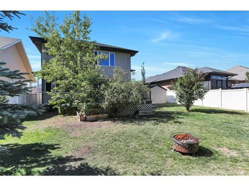 16 Oakwood Close, Red Deer, AB - Outdoor