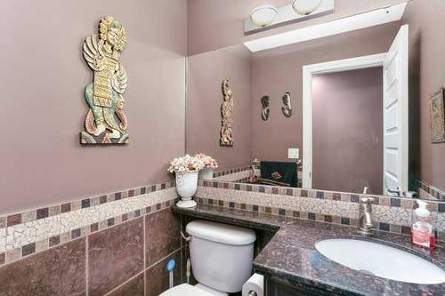 16 Oakwood Close, Red Deer, AB - Indoor Photo Showing Bathroom