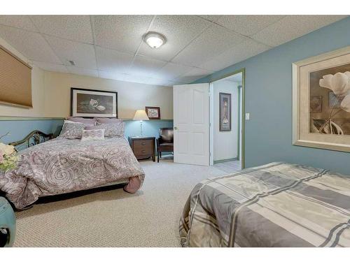 49 Chappel Drive, Red Deer, AB - Indoor Photo Showing Bedroom