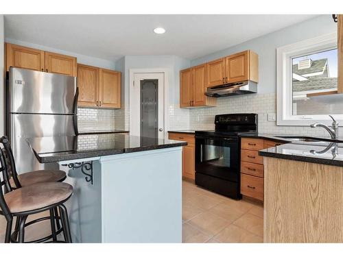 58 Sunset Harbour, Rural Wetaskiwin No. 10, County Of, AB - Indoor Photo Showing Kitchen