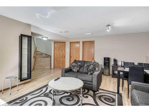 75 Kerr Close, Red Deer, AB - Indoor