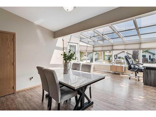 75 Kerr Close, Red Deer, AB - Indoor Photo Showing Dining Room