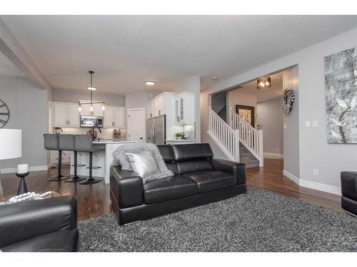 113 Weddell Crescent, Red Deer, AB - Indoor Photo Showing Living Room