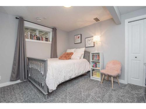 113 Weddell Crescent, Red Deer, AB - Indoor Photo Showing Bedroom