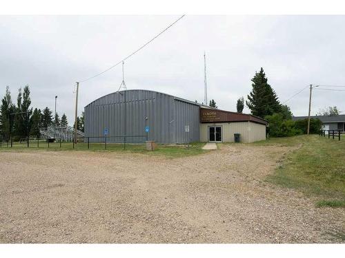 322 Main Street, Elnora, AB - Outdoor