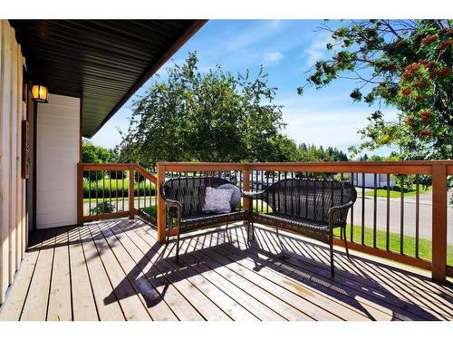 5208 52 Avenue, Eckville, AB - Outdoor With Deck Patio Veranda With Exterior