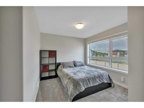 20 Ellington Crescent, Red Deer, AB - Indoor Photo Showing Bedroom