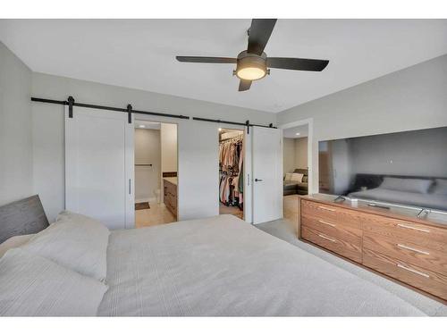 20 Ellington Crescent, Red Deer, AB - Indoor Photo Showing Bedroom