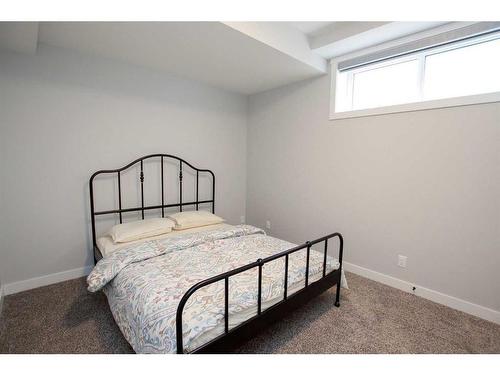 33 Larratt Close, Red Deer, AB - Indoor Photo Showing Bedroom