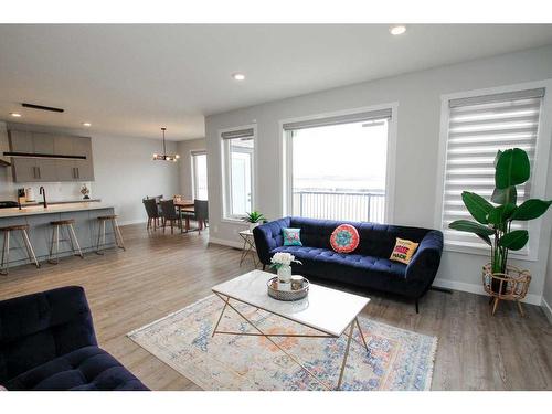 33 Larratt Close, Red Deer, AB - Indoor Photo Showing Living Room