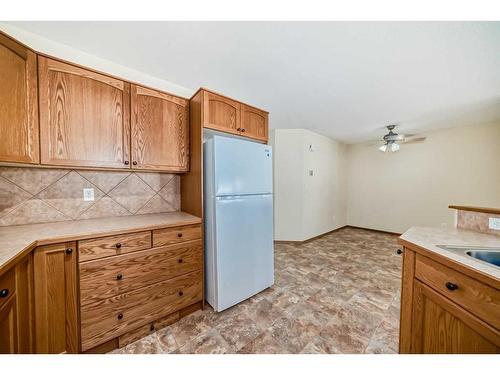 14-100 Legacy Lane, Rimbey, AB - Indoor Photo Showing Kitchen