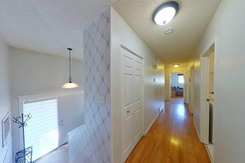 214 8 Avenue Ne, Sundre, AB - Indoor Photo Showing Other Room