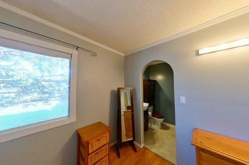 214 8 Avenue Ne, Sundre, AB - Indoor Photo Showing Other Room