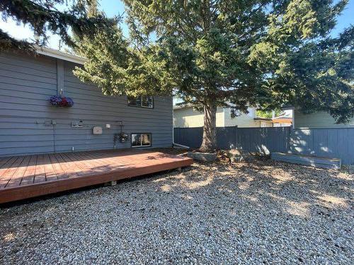 214 8 Avenue Ne, Sundre, AB - Outdoor