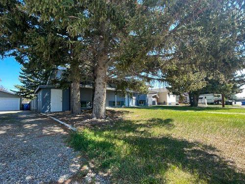 214 8 Avenue Ne, Sundre, AB - Outdoor