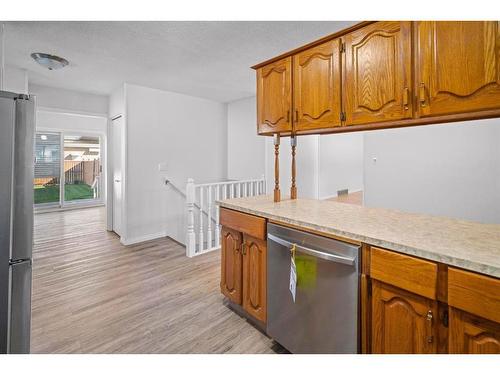 4405 66 Street, Camrose, AB - Indoor Photo Showing Kitchen