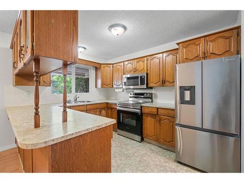 4405 66 Street, Camrose, AB - Indoor Photo Showing Kitchen