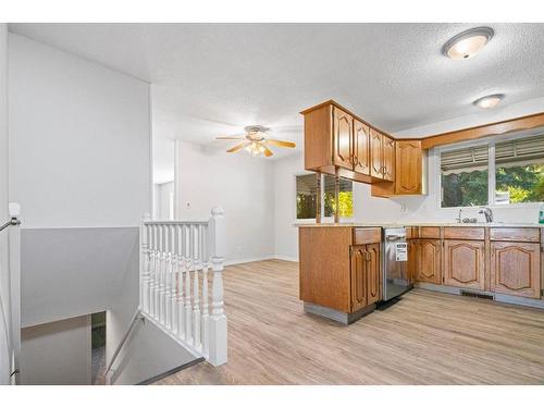 4405 66 Street, Camrose, AB - Indoor Photo Showing Kitchen