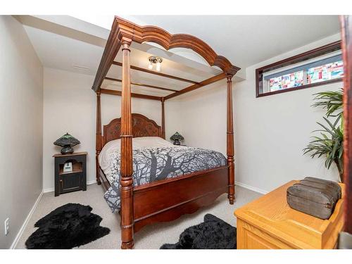 42 Osmond Close, Red Deer, AB - Indoor Photo Showing Bedroom