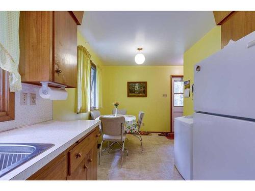 6101 Township Road 314, Rural Mountain View County, AB - Indoor Photo Showing Kitchen