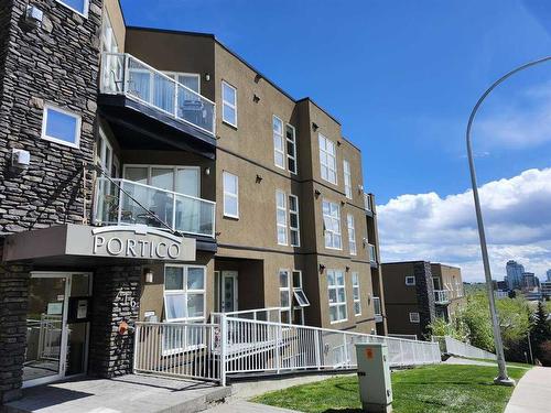 401-716 5 Street Ne, Calgary, AB - Outdoor