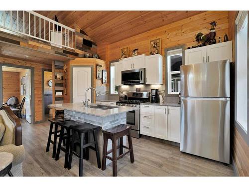 103-73014 Highway 591, Rural Clearwater County, AB - Indoor Photo Showing Kitchen With Upgraded Kitchen