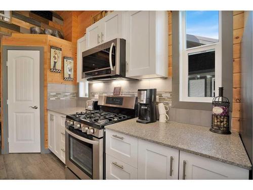 103-73014 Highway 591, Rural Clearwater County, AB - Indoor Photo Showing Kitchen With Upgraded Kitchen