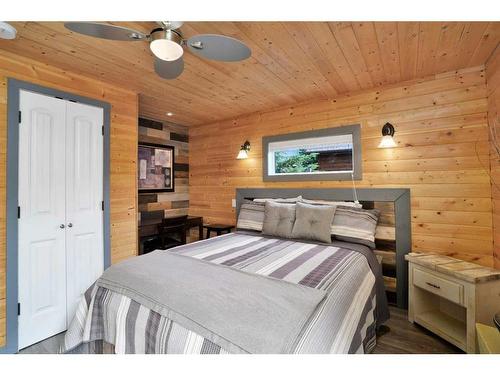 103-73014 Highway 591, Rural Clearwater County, AB - Indoor Photo Showing Bedroom