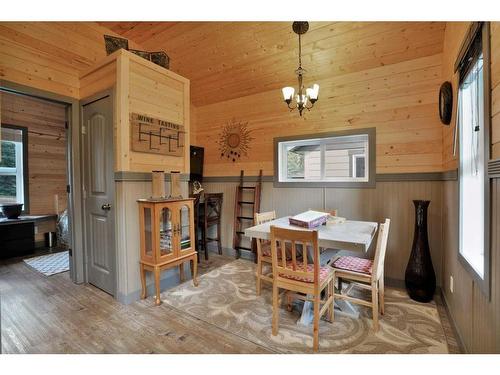 103-73014 Highway 591, Rural Clearwater County, AB - Indoor Photo Showing Dining Room