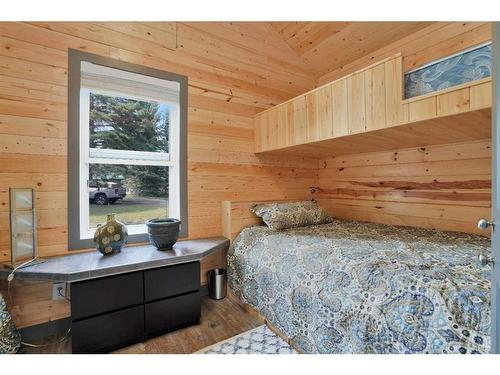 103-73014 Highway 591, Rural Clearwater County, AB - Indoor Photo Showing Bedroom