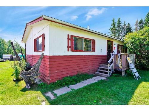 4707 50 Avenue, Caroline, AB - Outdoor