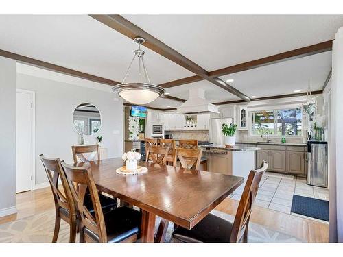 27007 Township Road 384, Rural Red Deer County, AB - Indoor Photo Showing Dining Room