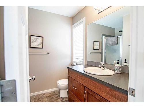 20 Tallman Close, Red Deer, AB - Indoor Photo Showing Bathroom