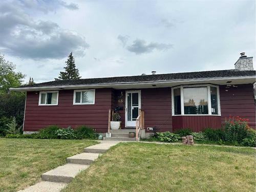 63 Selkirk Boulevard, Red Deer, AB - Outdoor