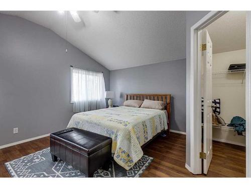 50 Jewell Street, Red Deer, AB - Indoor Photo Showing Bedroom