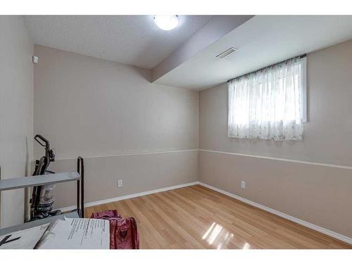 50 Jewell Street, Red Deer, AB - Indoor Photo Showing Other Room