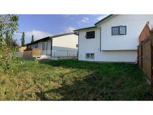 28 Wildrose Drive, Sylvan Lake, AB - Outdoor With Exterior